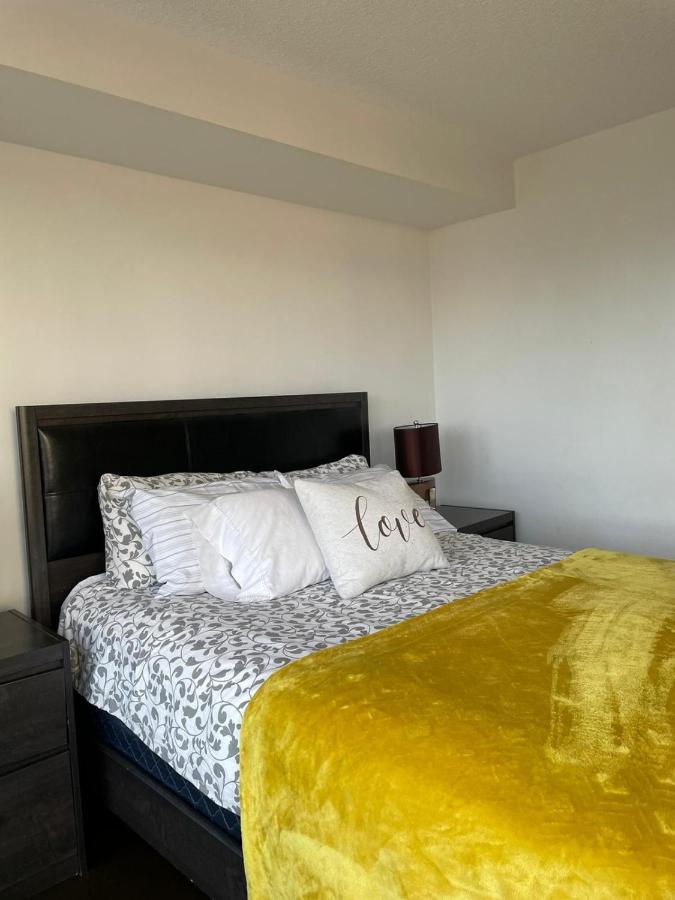 Toronto Downtown Luxurious Stylish 3 Bedroom 3 Bath 2 Balconies Near Rogers Centre Lakeview Condo Zewnętrze zdjęcie